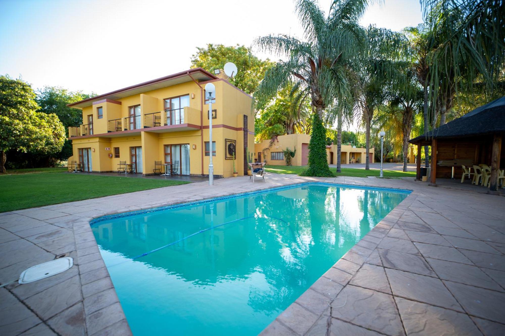 Sunriver Kalahari Lodge Riverside Stay In Upington Exterior foto